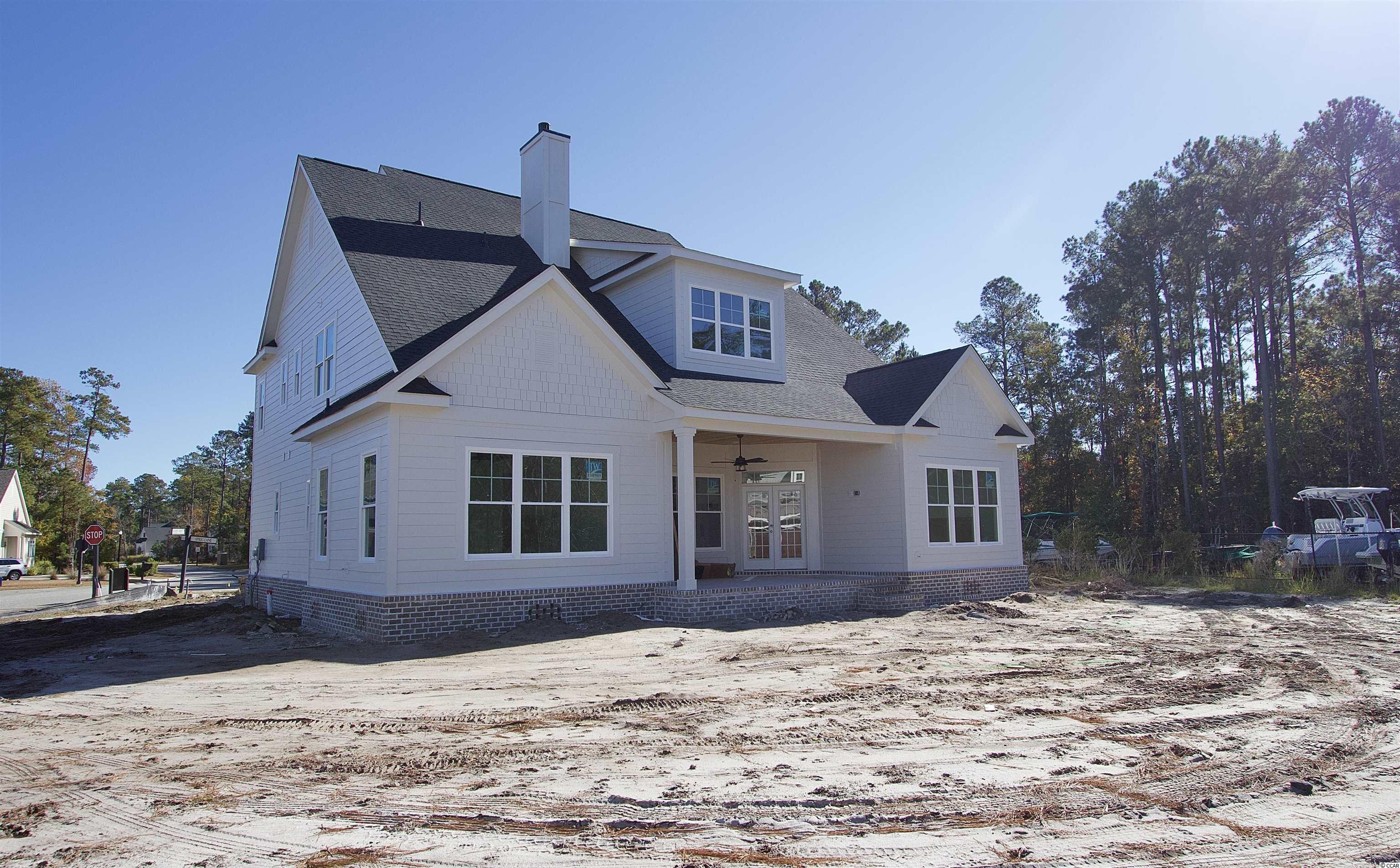 375 Woody Point Dr.