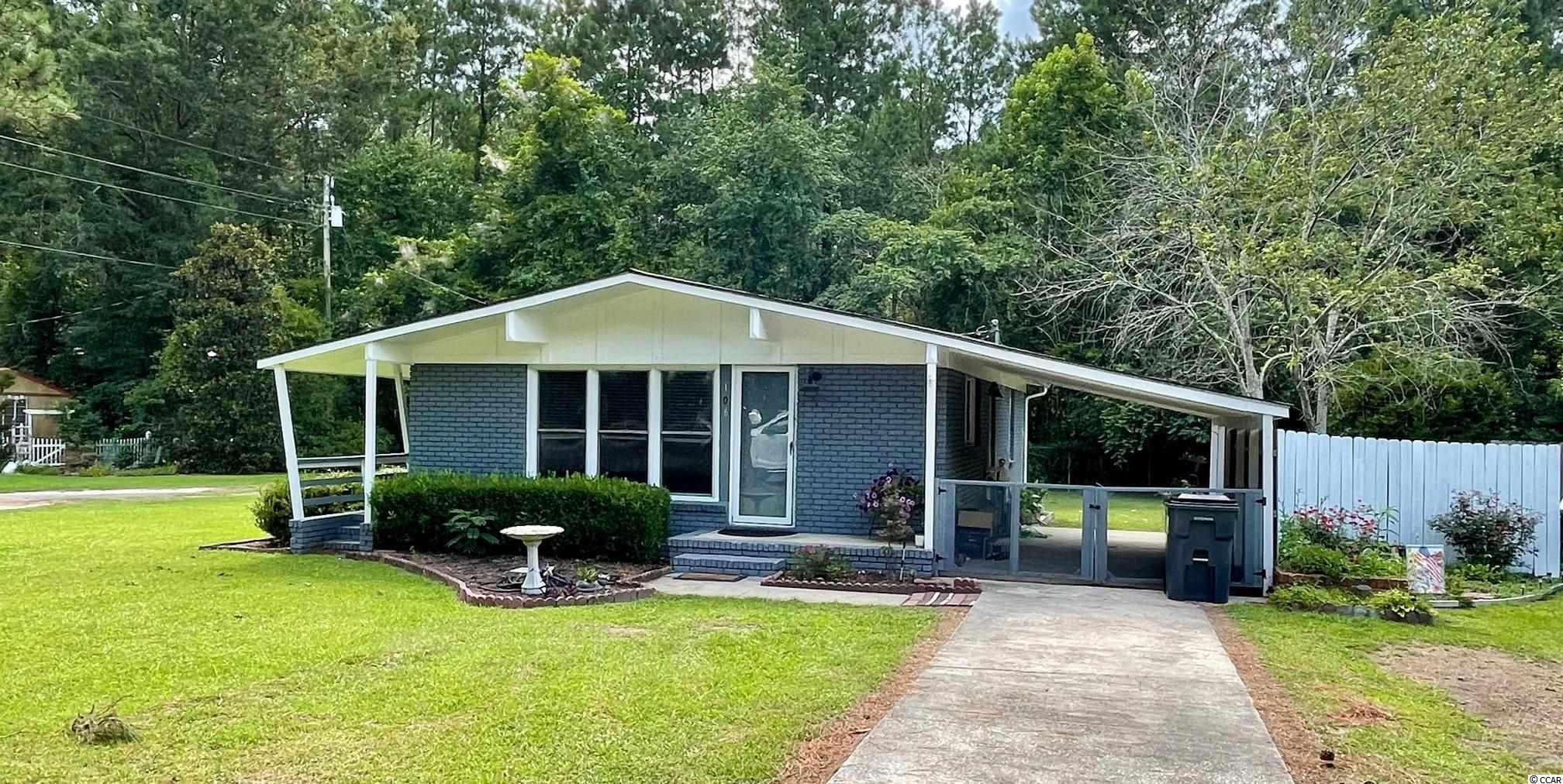 106 Wall St. Marion, SC 29571