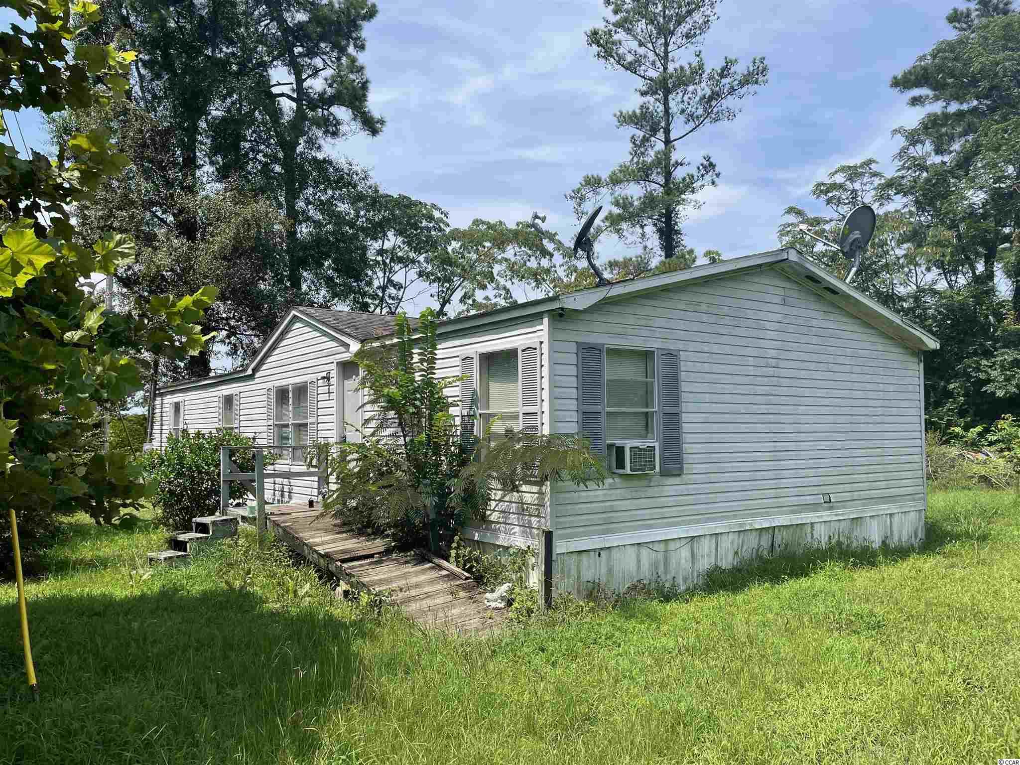 217 Crowfoot Ave. Andrews, SC 29510