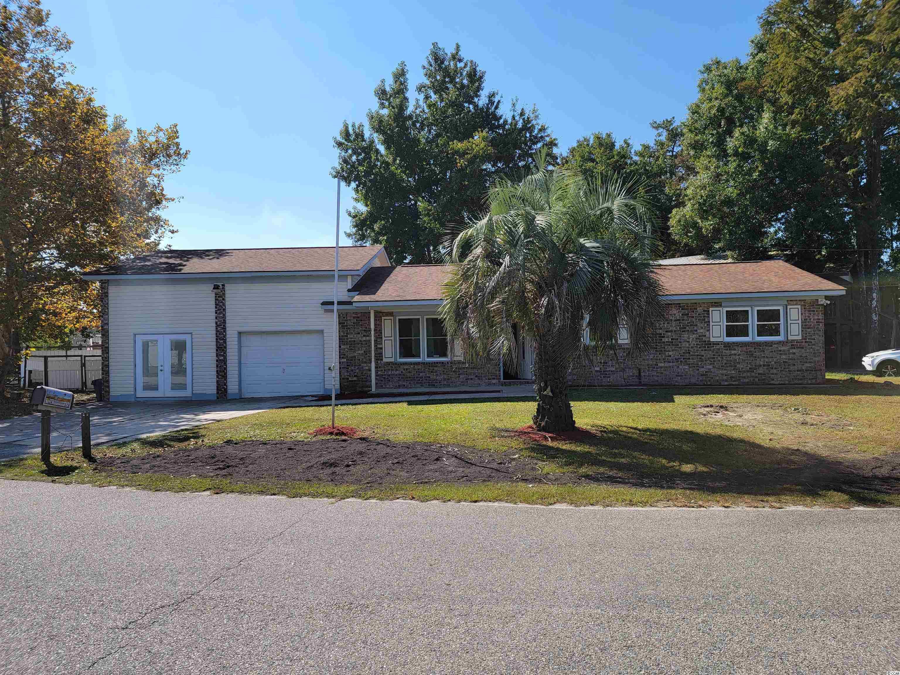 5811 Rosewood Dr. Myrtle Beach, SC 29588