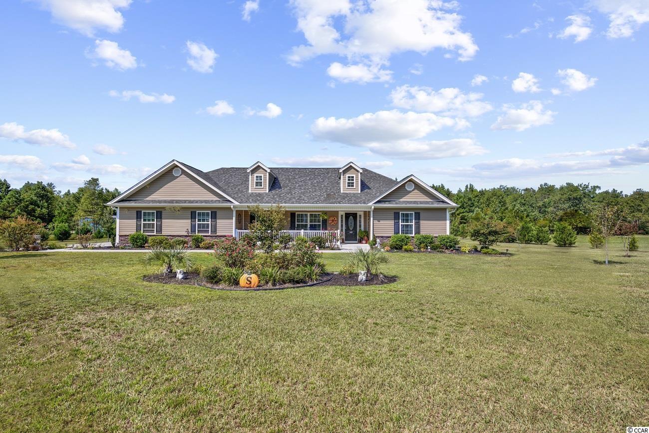 102 Dale Glen Ln. Loris, SC 29569