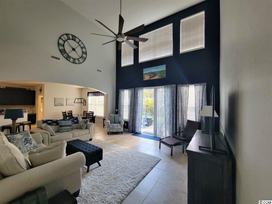 828 Indian Wood Ln.