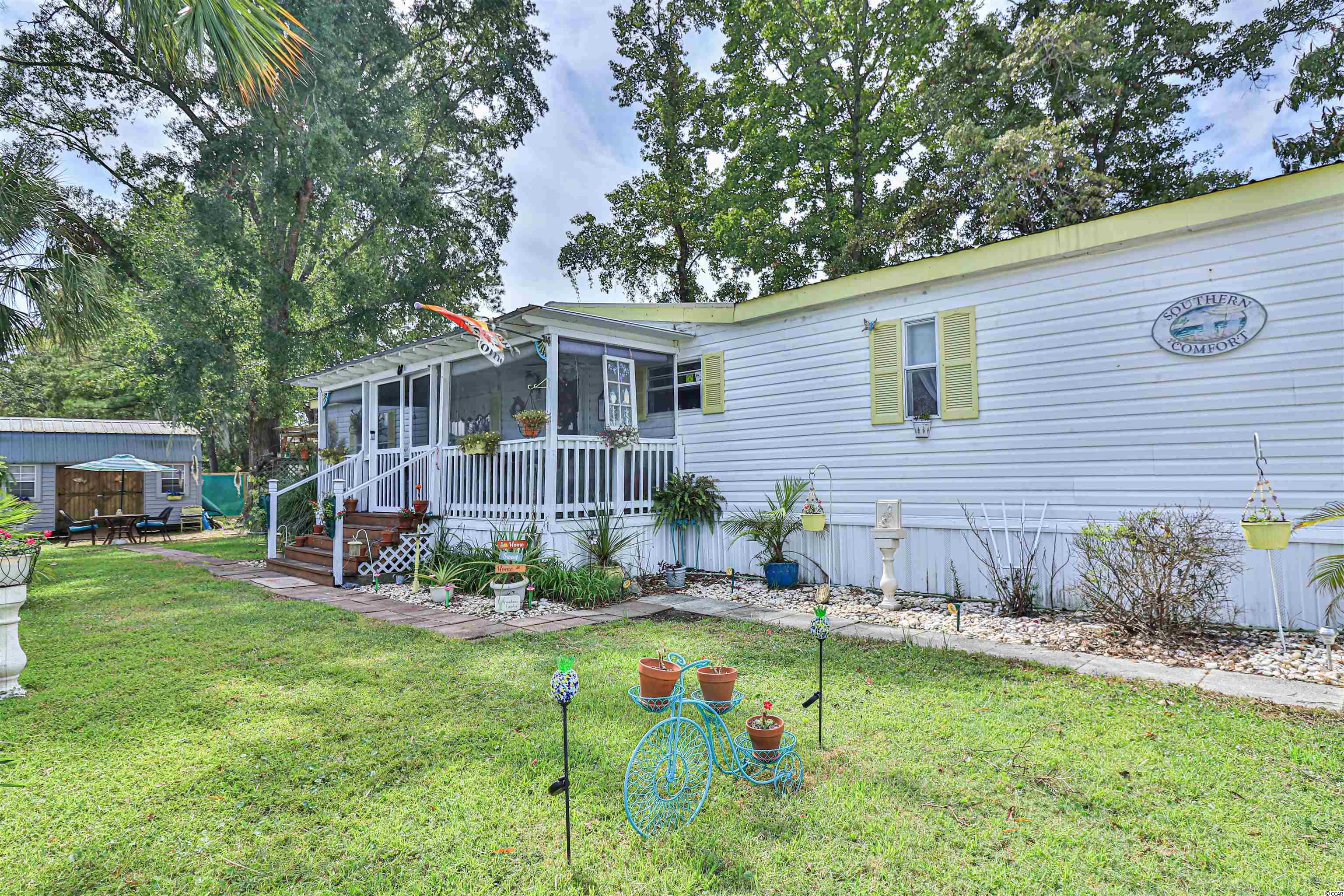 2452 Gasque Ln.