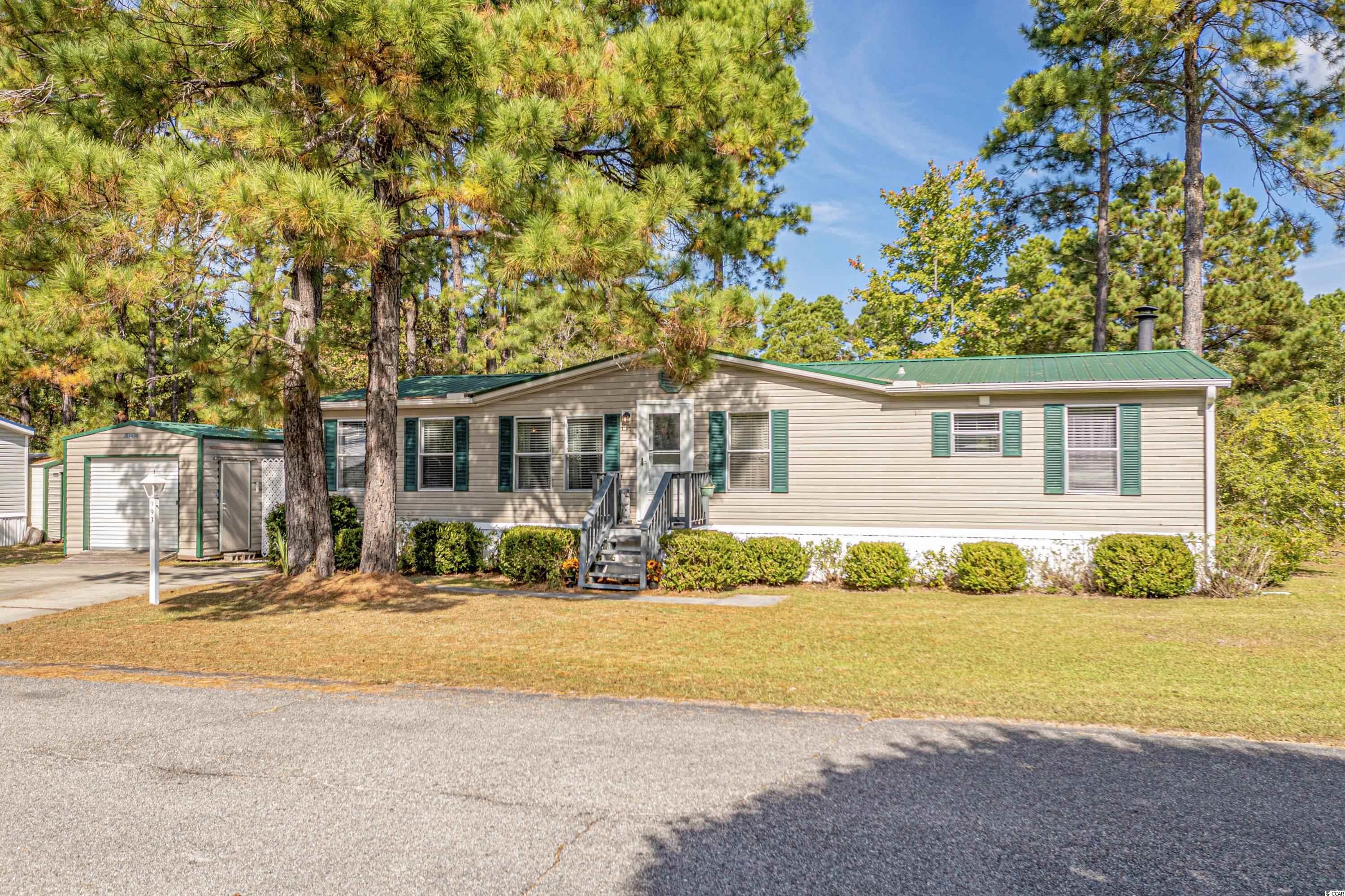 993 Chasewood Ln. Conway, SC 29526