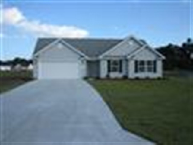 614 Leprec Lane Rd. Murrells Inlet, SC 29576