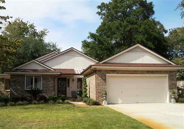 701 Mount Gilead Place Dr. Murrells Inlet, SC 29576