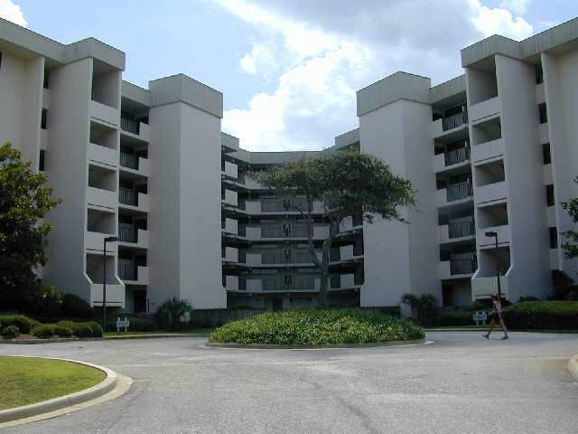 B-2-H Retreat Beach Circle UNIT B2H Pawleys Island, SC 29585