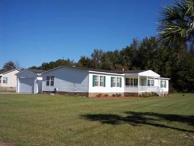 320 Bright Leaf Rd. Loris, SC 29569