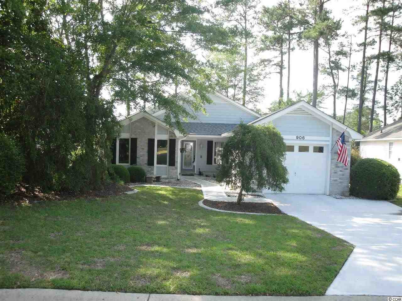 906 Knoll Dr. Little River, SC 29566