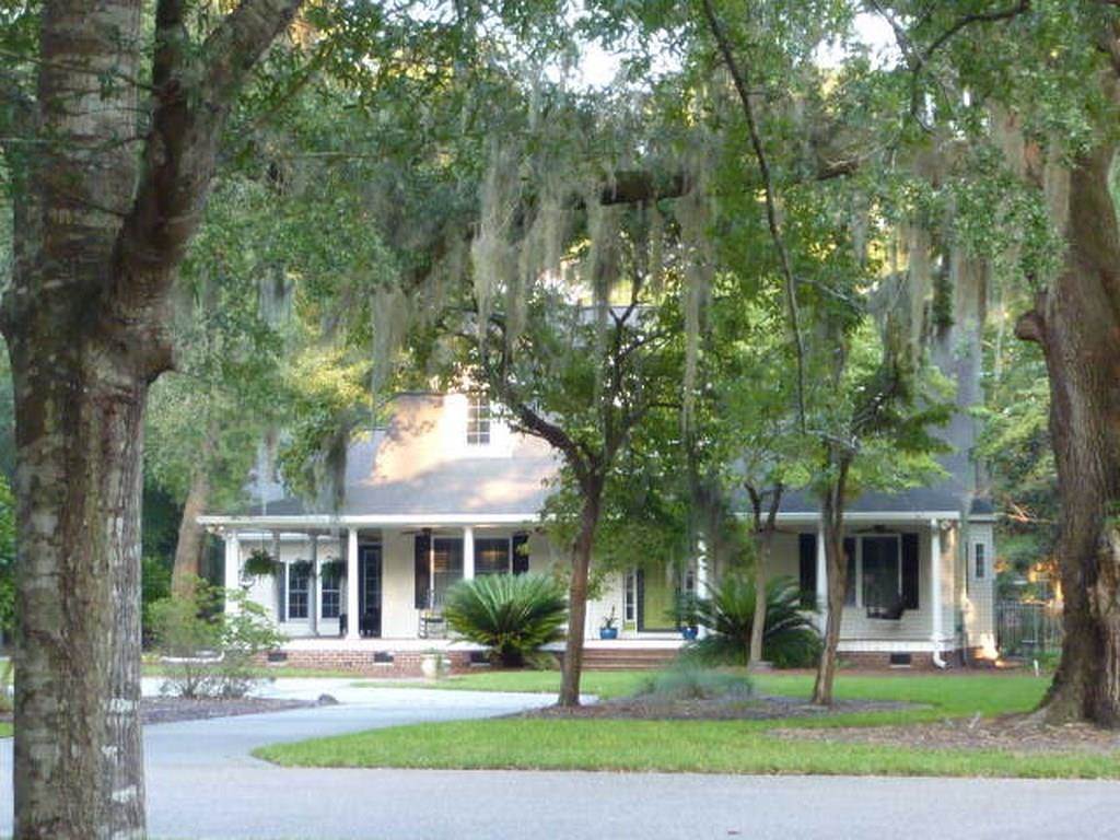 3365 Shadow Moss Ln. Murrells Inlet, SC 29576