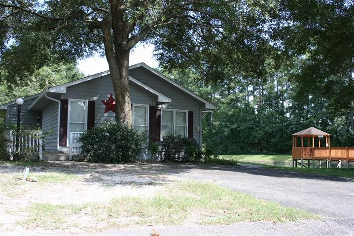 98 Channing Dr. Little River, SC 29566