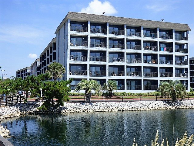 5905 S Kings Hwy. UNIT 422-B Myrtle Beach, SC 29575