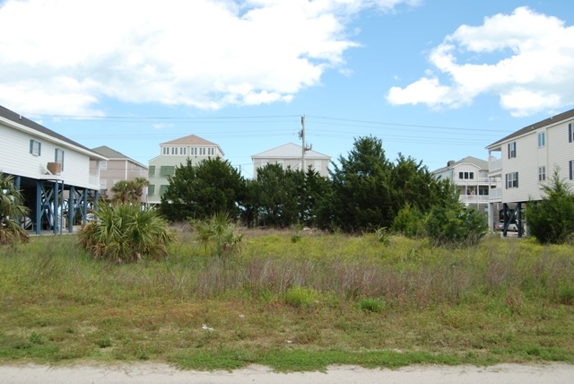 LOT 10 S Waccamaw Dr. Garden City, SC 29576