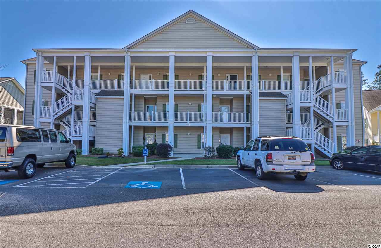 5882 Longwood Dr. 303