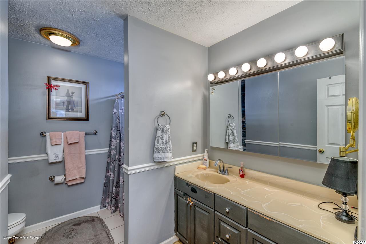 916 Pebble Ln. Murrells Inlet, SC 29576