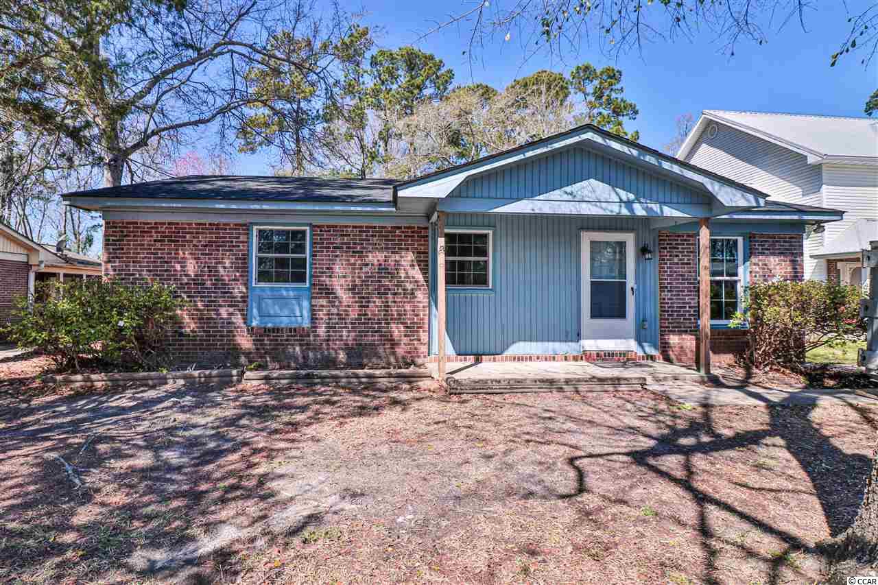 1018 Poplar Dr. S