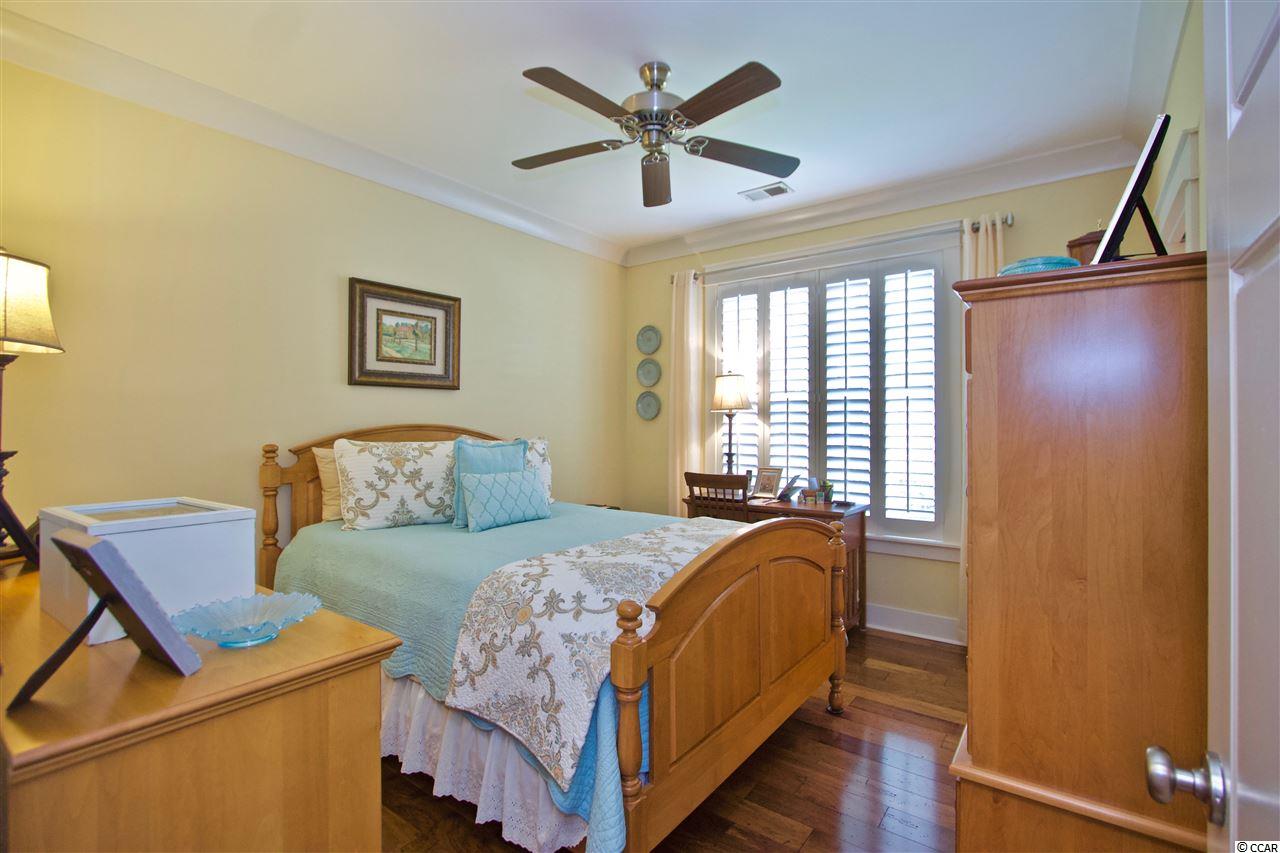862 Woody Point Dr.