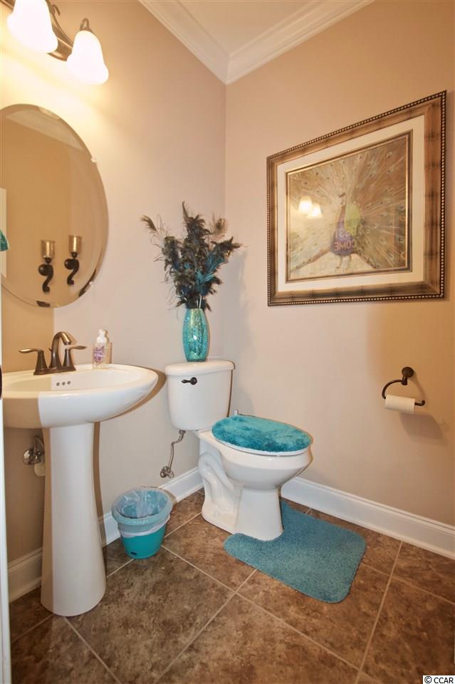 596 Woody Point Dr.