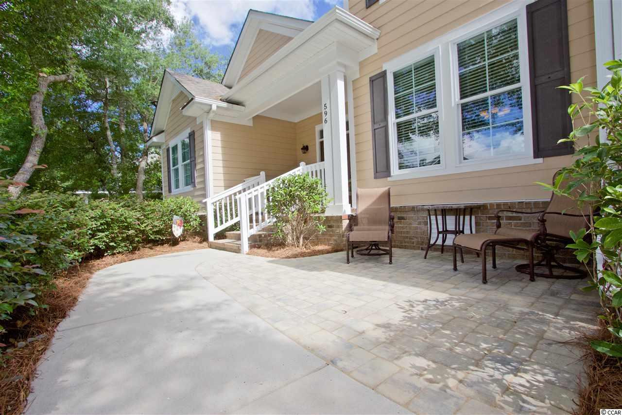 596 Woody Point Dr.