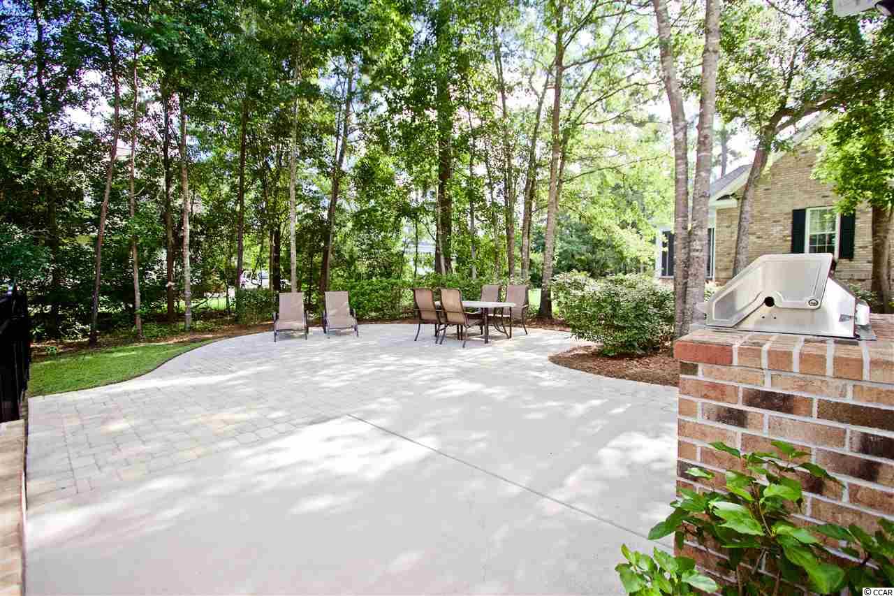 596 Woody Point Dr.