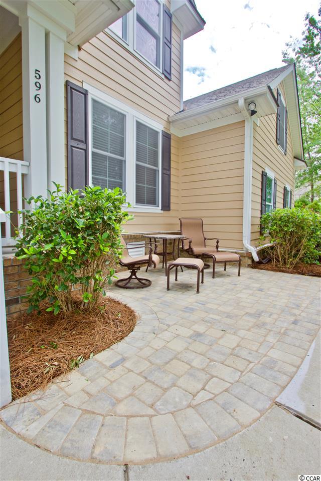 596 Woody Point Dr.