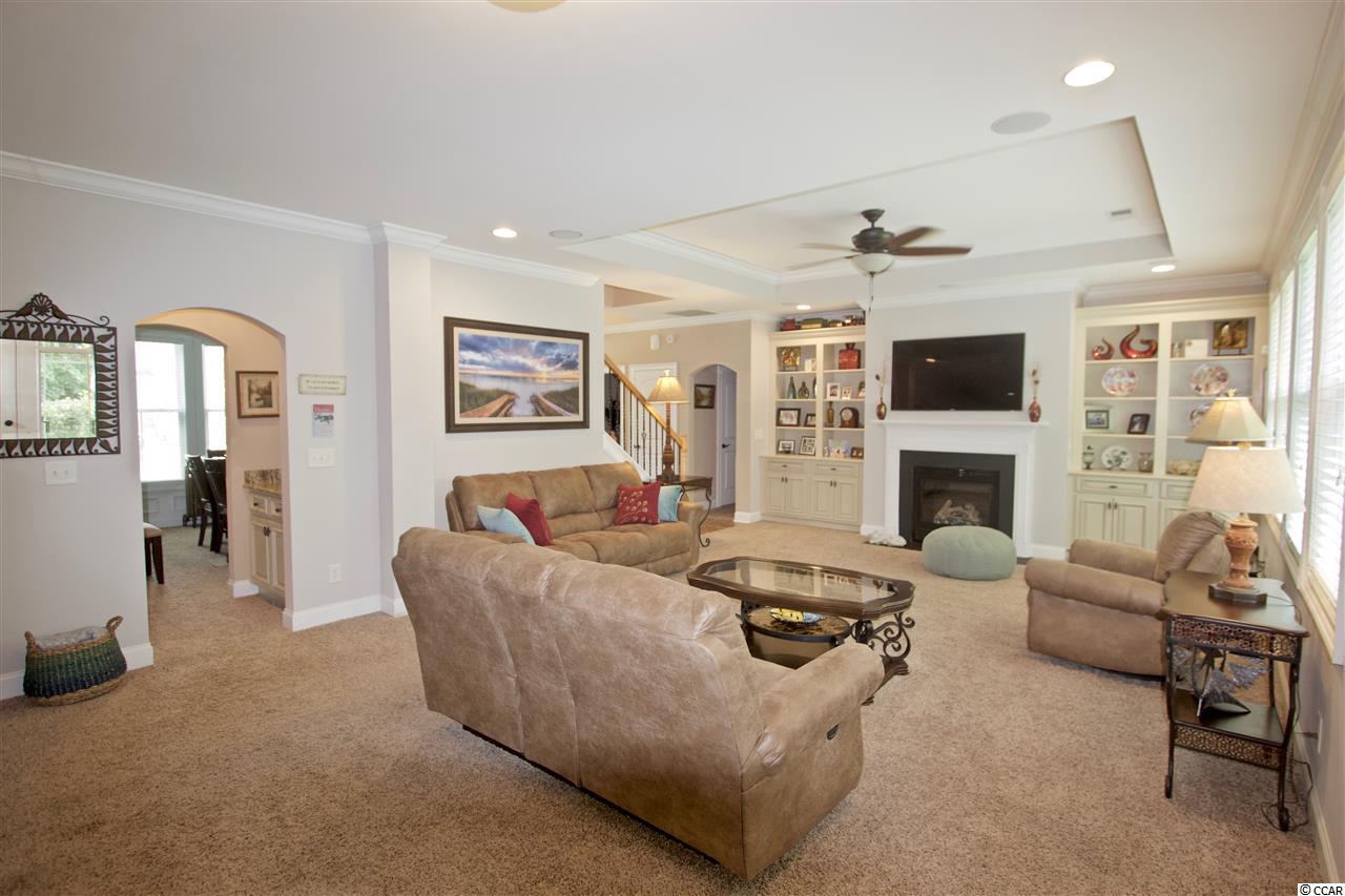 596 Woody Point Dr.