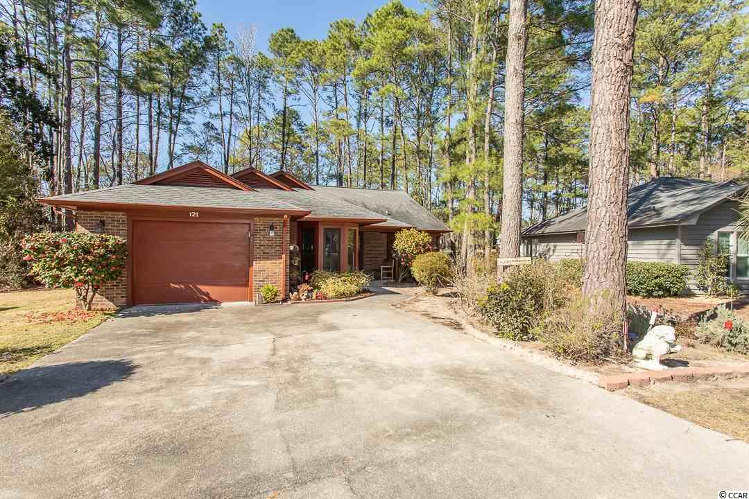 121 Boxwood Ln. Conway, SC 29526