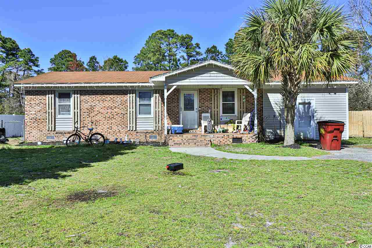 933 Tiffany Ln.
