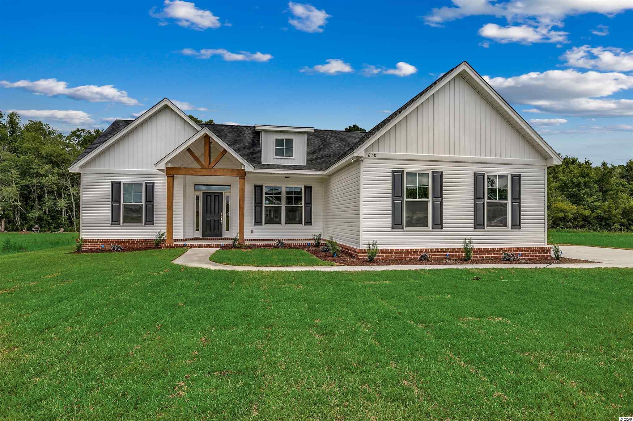 618 Sunny Pond Ln. Aynor, SC 29511