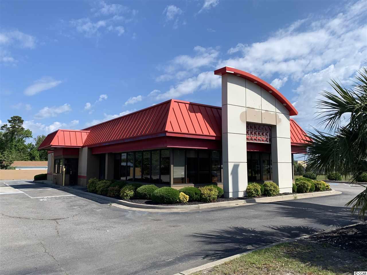 70 S Highway UNIT Former Hardee's restauran North Myrtle Beach, SC 29582