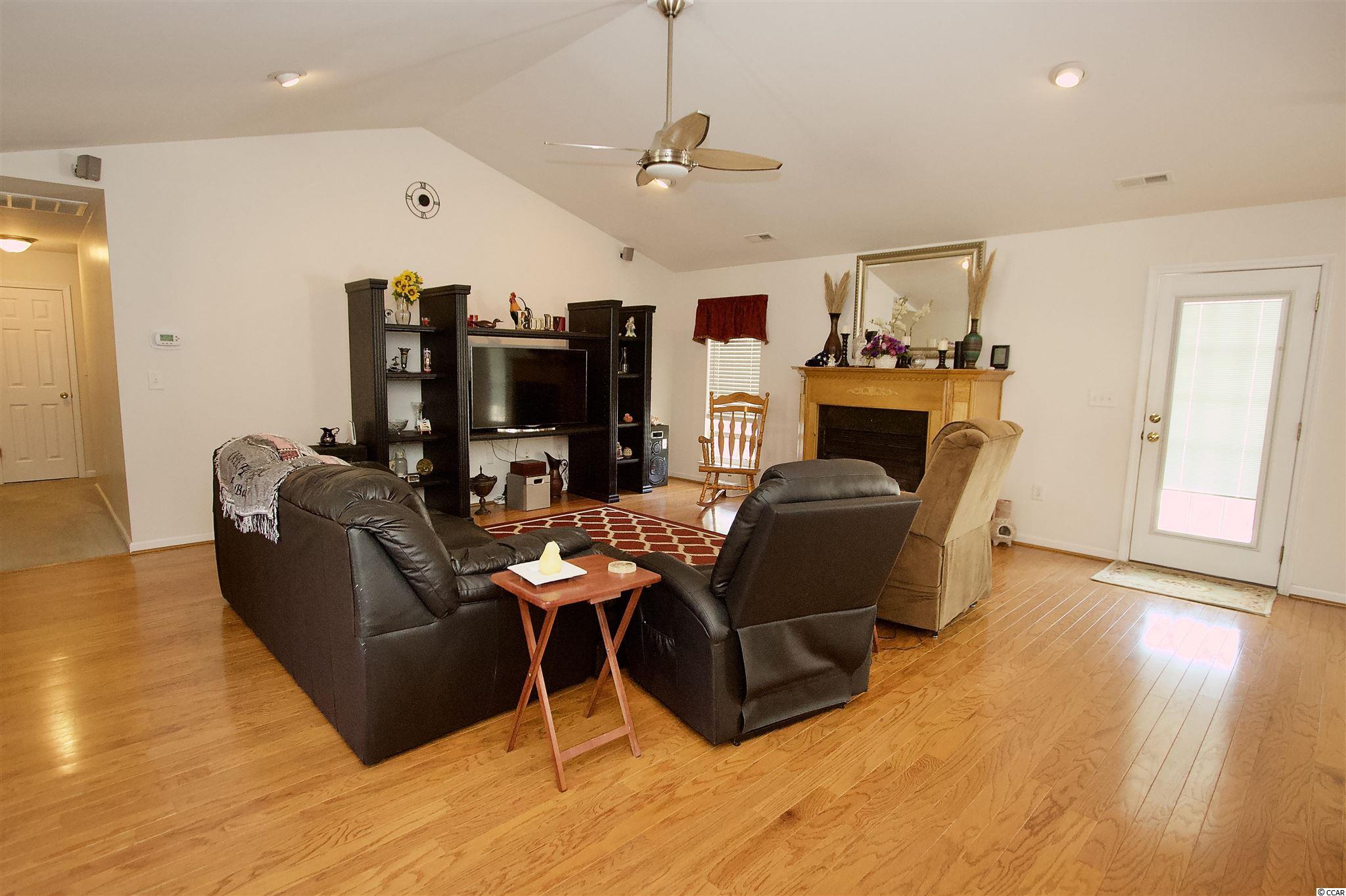 997 Grace Dr.
