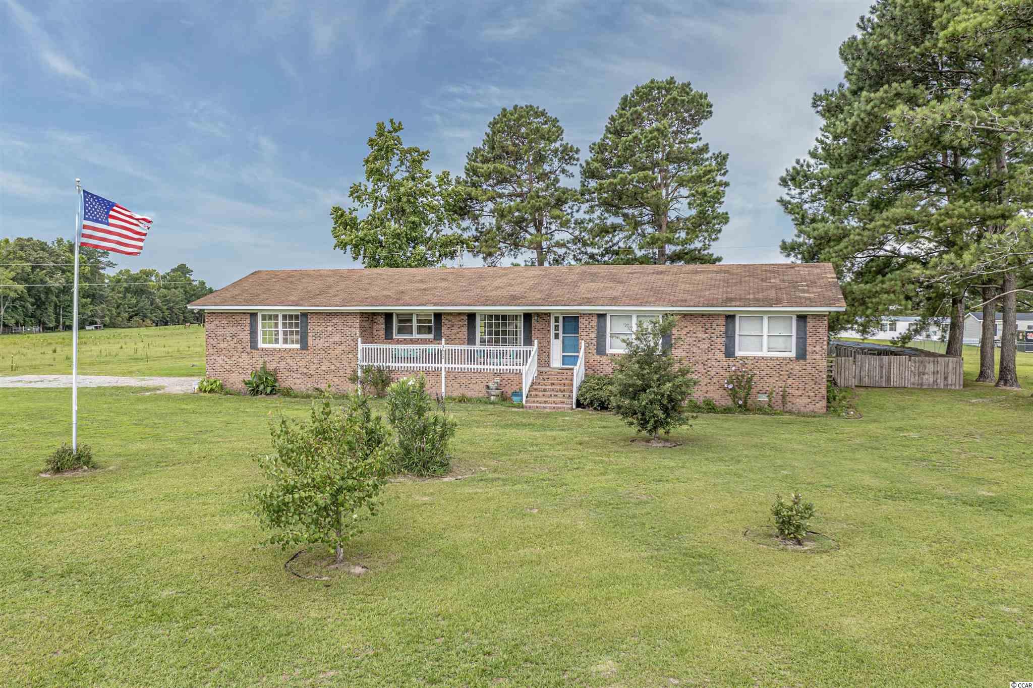 3662 Lockhaven Rd. Galivants Ferry, SC 29544