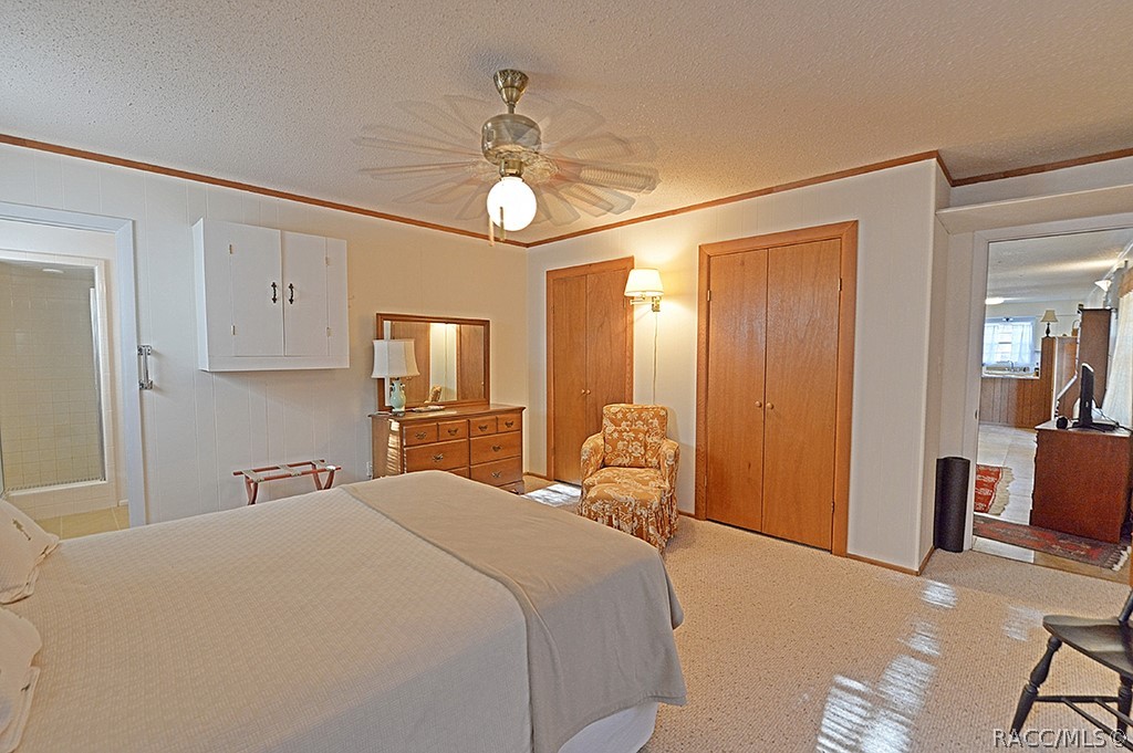 Listing photo id 25 for 3583 Lazy River Drive