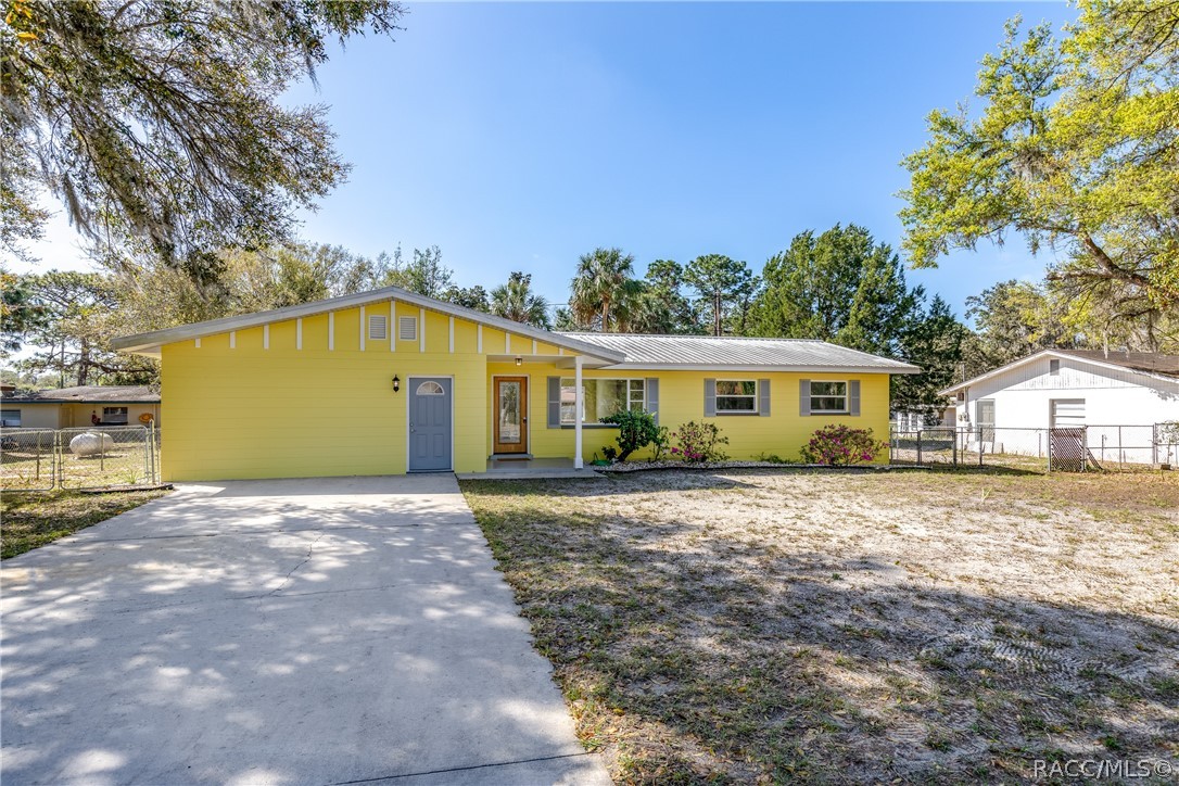 Ever heard of "beautiful from the INSIDE out!"? Well this home is just that! This beautiful Crystal River home has been completely updated throughout! You will find plenty of space for the whole family from the open living space entering into the breakfast nook and wrapping around into a dining or family room. The kitchen AND bathrooms have been tastefully remodeled with no stone left un-turned. Fresh paint inside and out leaves you with the new house smell and the location does not disappoint! You are in close proximity to all of the shops, dining and attractions of Crystal River city life. You will find all new wiring, outlets, lighting, flooring and so much more inside the walls of this home. It's just missing a family to call it their own! Make your appointment today, to see this one for yourself!