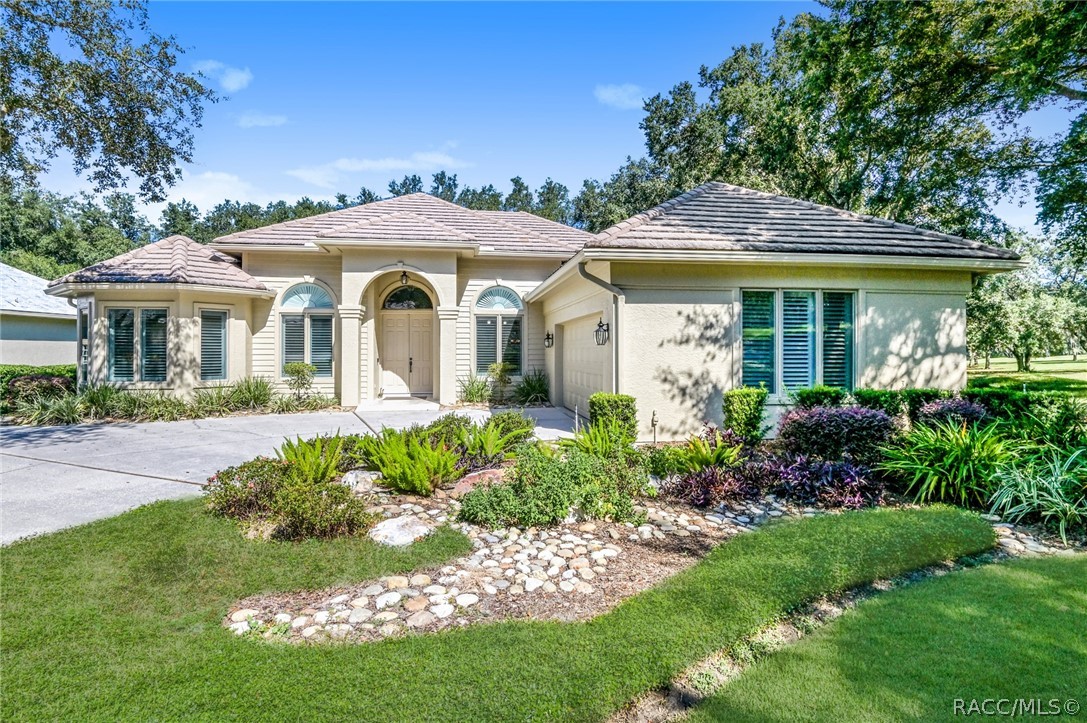 Details for 3001 Caves Valley Path, Lecanto, FL 34461