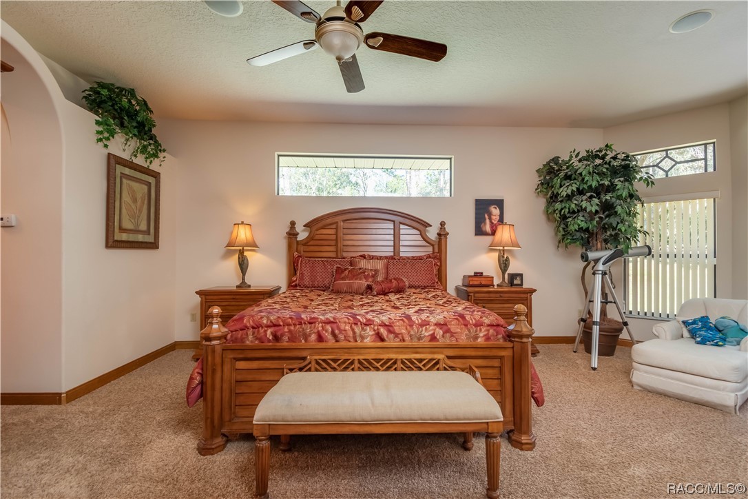 Listing photo id 15 for 5031 Crossgate Point