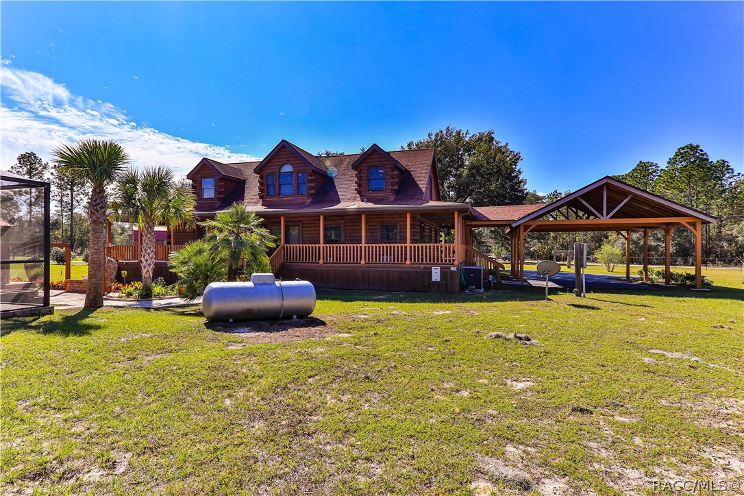 Listing photo id 59 for 10099 Curzon Point