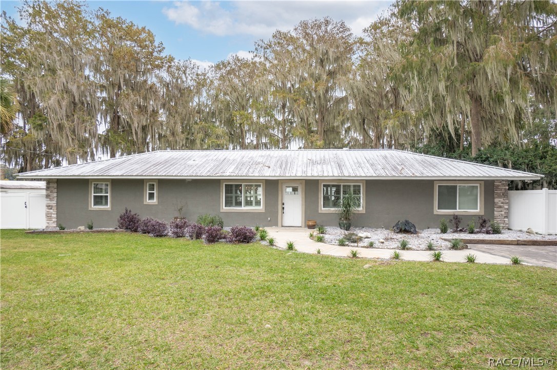 Details for 221 Hunting Lodge Drive, Inverness, FL 34453