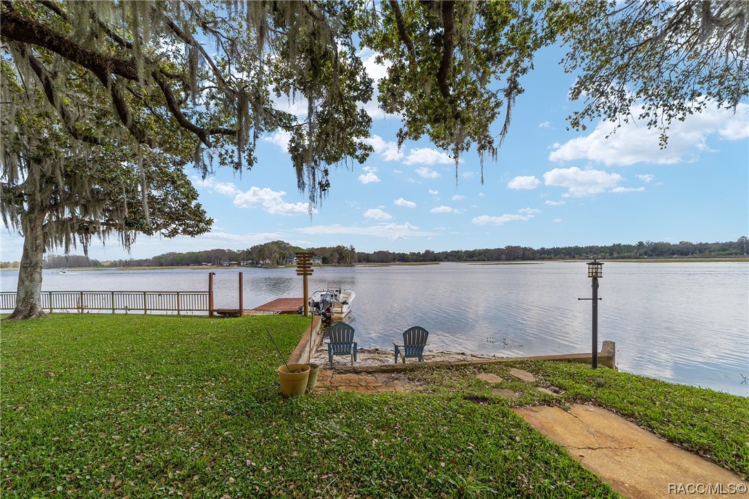 1219 S Telephone Point Road, Inverness, FL 34450