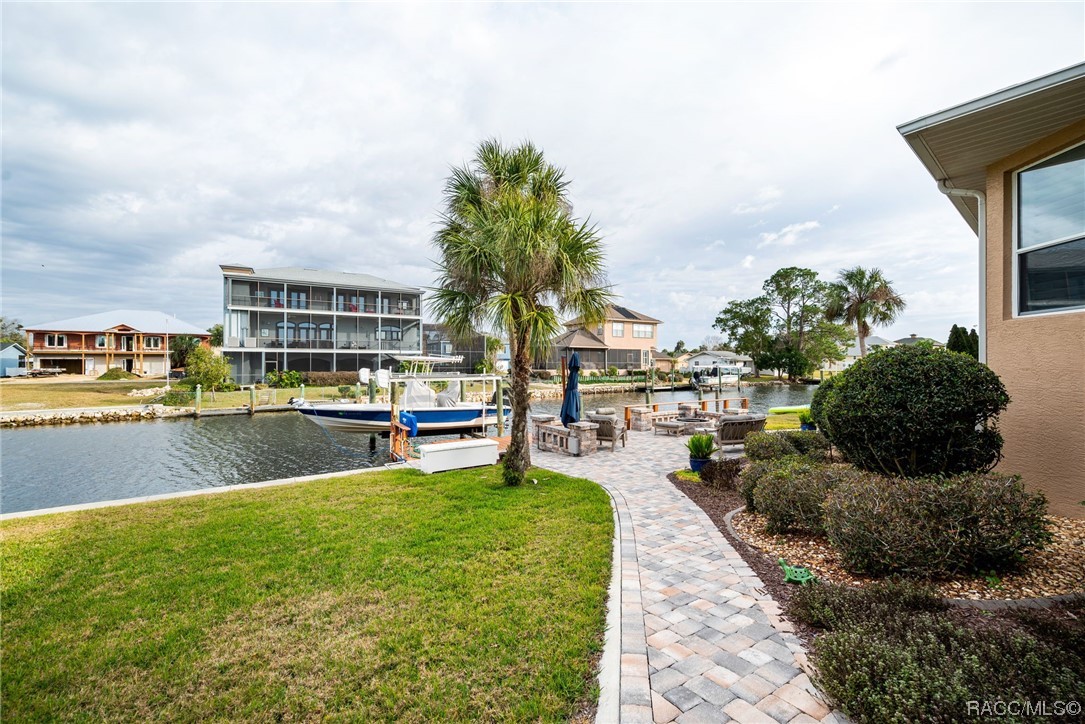 Listing photo id 56 for 11972 Riverhaven Drive