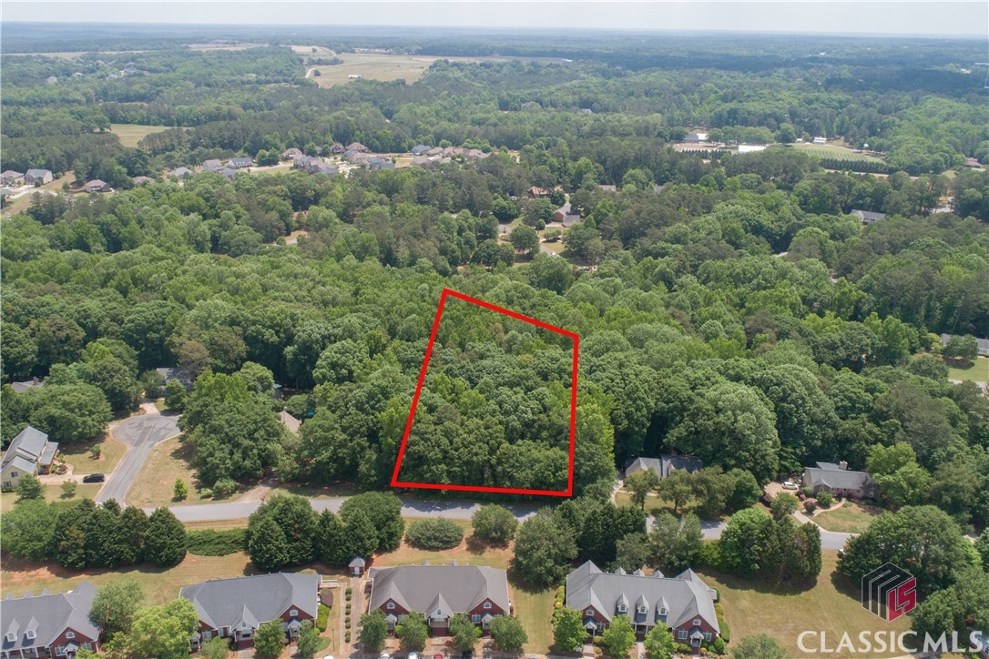 Can’t find your dream home? Then build it! 1.23 +/- acre lot located in established Windy Creek neighborhood and zoned for award winning Oconee County School District. Convenient location to 316, Watkinsville, Epps Bridge Shopping and Oconee Connector. Soil survey completed and available upon request. Grab your favorite builder and check out the site of your future home.1. Residential Lot in established neighborhood, 2. Zoned award winning Oconee County School District, 3. Soil Survey completed and available