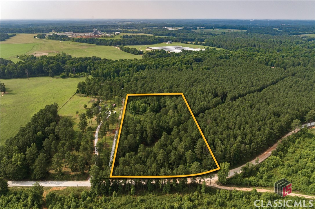 +/- 5.09 acre buildable tract in the pines of Colbert, GA! 367 feet of road frontage, just over 1 mile from downtown Colbert. Conveniently located less than 20 minutes to Athens and the University of Georgia.
