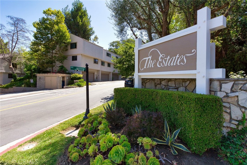 Photo of 3604 W Estates Lane #306, Rolling Hills Estates, CA 90274