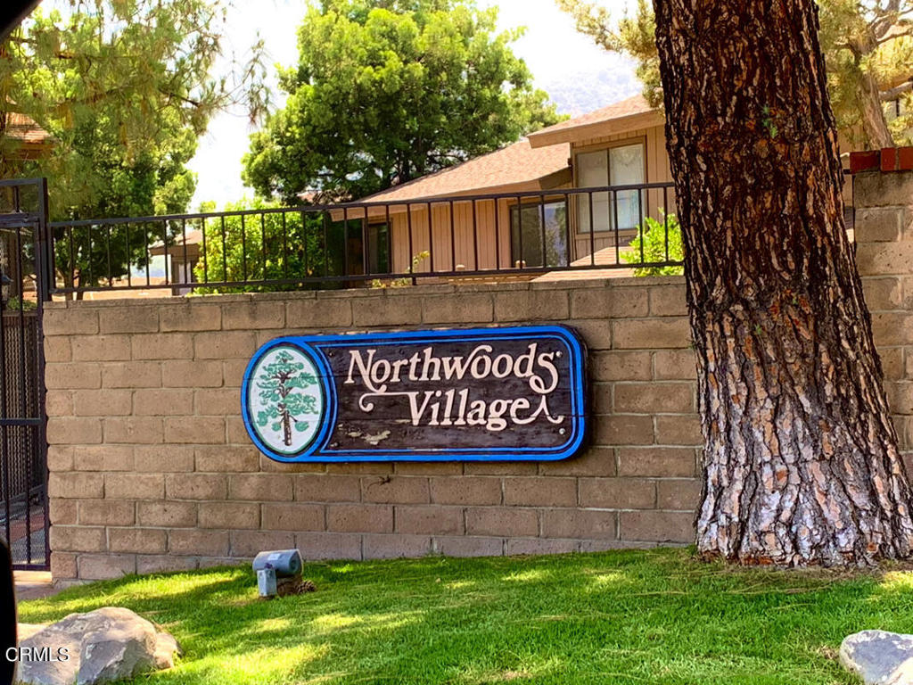 Photo of 44 Northwoods Lane, Glendale, CA 91214