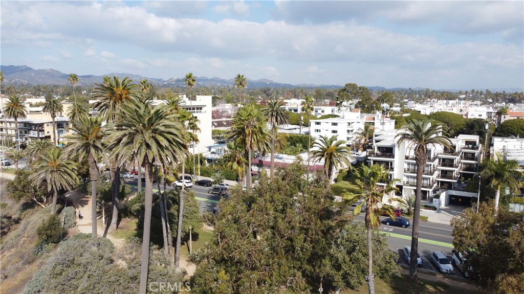 825 Ocean Avenue, Santa Monica, California image 7