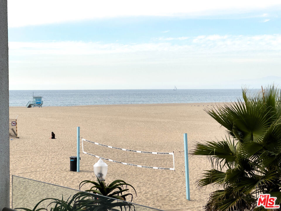 5205 Ocean Front Walk #202, Marina del Rey, California image 24