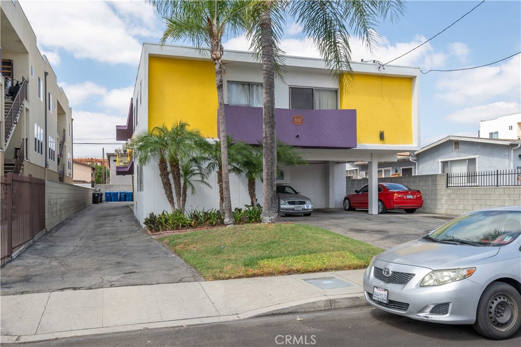 Photo of 5327 Auckland Avenue, North Hollywood, CA 91601