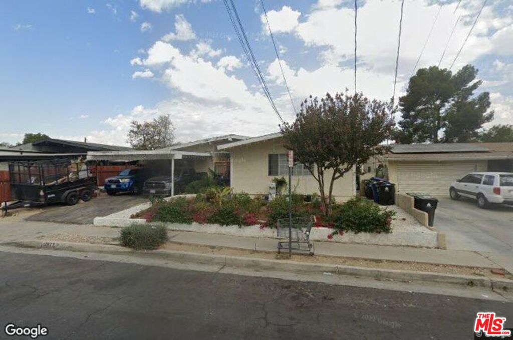 12677 Gain Street, Pacoima, Los Angeles, California, 91331, 6 Bedrooms Bedrooms, ,3 BathroomsBathrooms,Residential,For Sale,12677 Gain Street,23338465