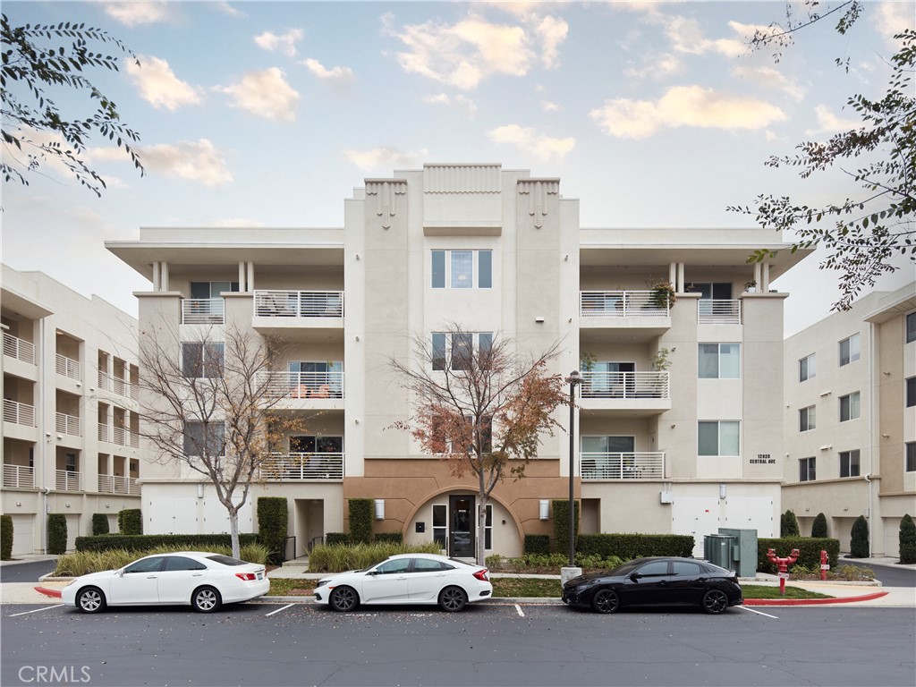 Photo of 12920 Central Avenue #401, Hawthorne, CA 90250