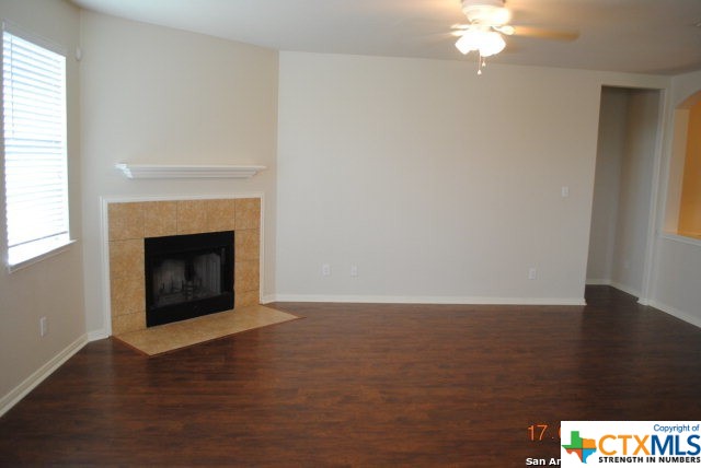 Great Room w/Wood Burning Fireplace